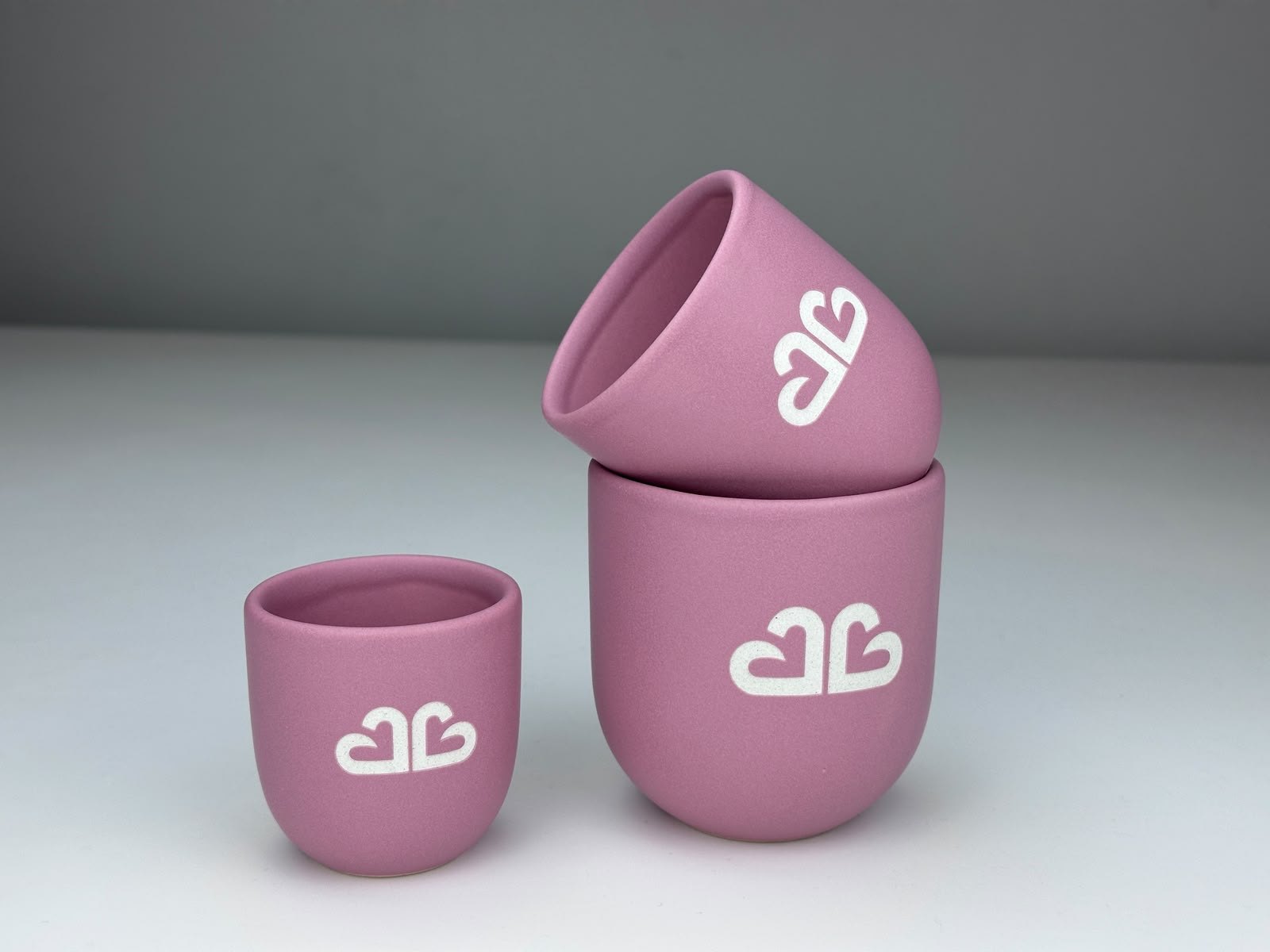 Tazze NOVUM incise con il logo di un cliente