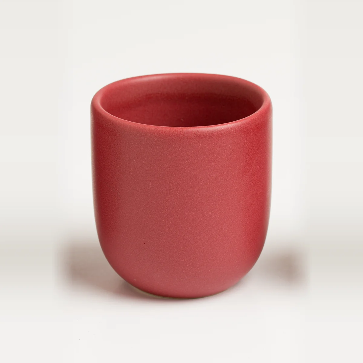 Ceașcă cafea ceramică fără toartă pentru cappuccino, Novum Burgundy Red, 150 ml, roșu grena mat, gresie glazurată manual