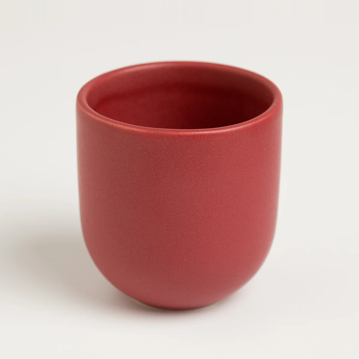 Ceașcă cafea ceramică fără toartă pentru cappuccino mare, Novum Burgundy Red, 250 ml, roșu grena mat, gresie glazurată manual — fotografia 3