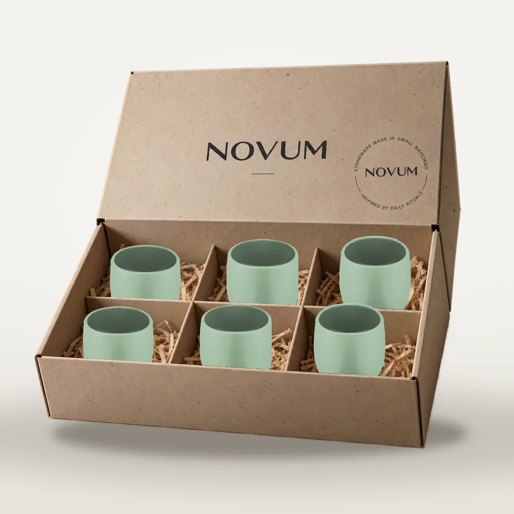 Ceașcă cafea ceramică fără toartă pentru espresso, Novum Mint Green, 80 ml, verde mentă mat, gresie glazurată manual — fotografia 4